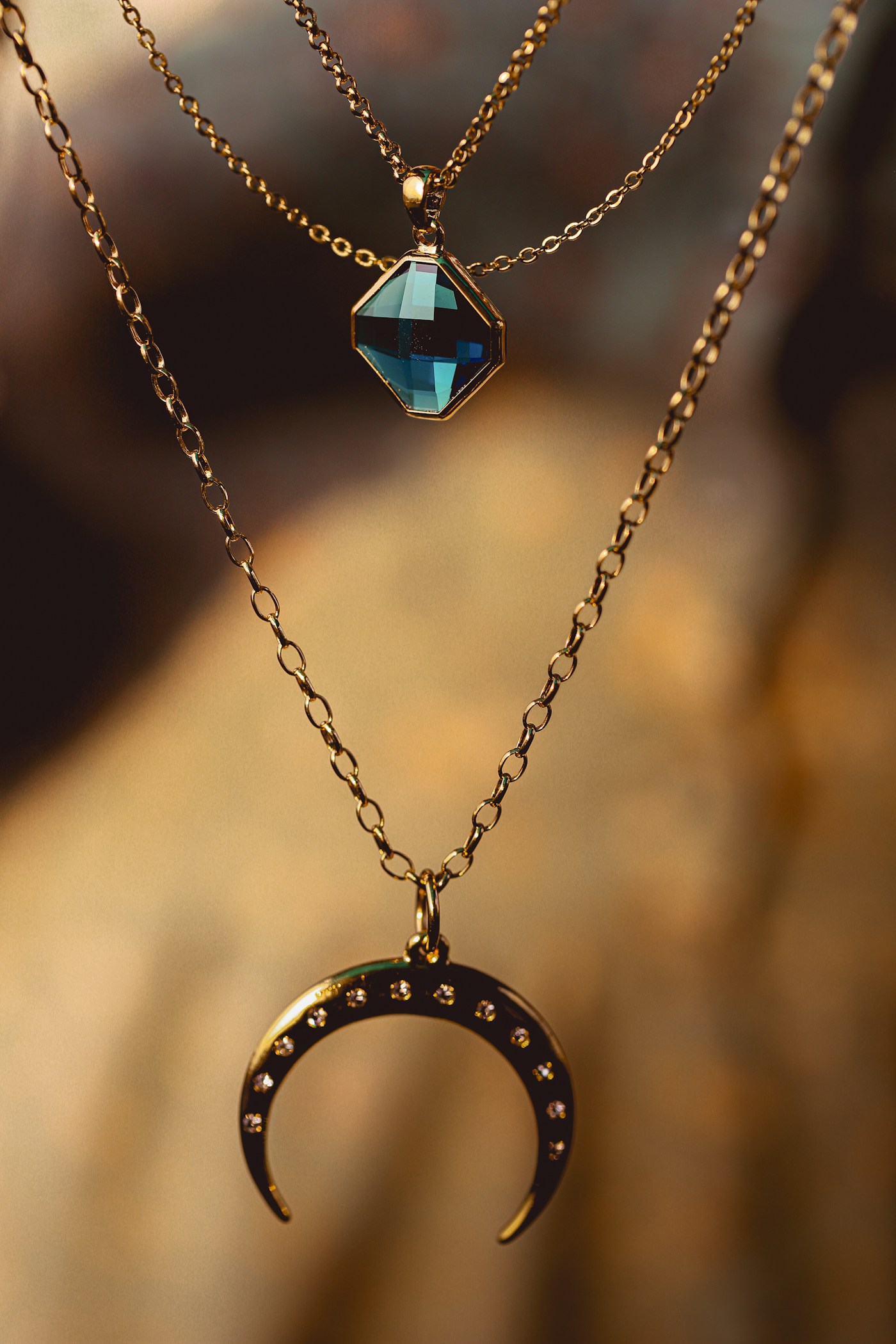 Gold necklace styling